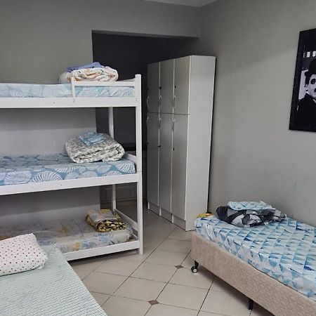 Hostel Oktoberfest Casa Laranja Блуменау Экстерьер фото